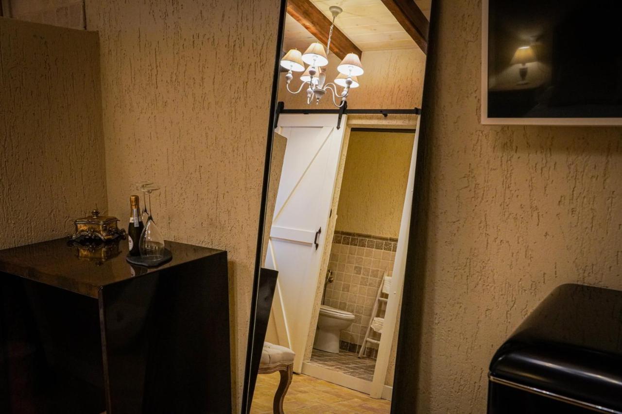 1870 Bed & Breakfast Arpino Bagian luar foto