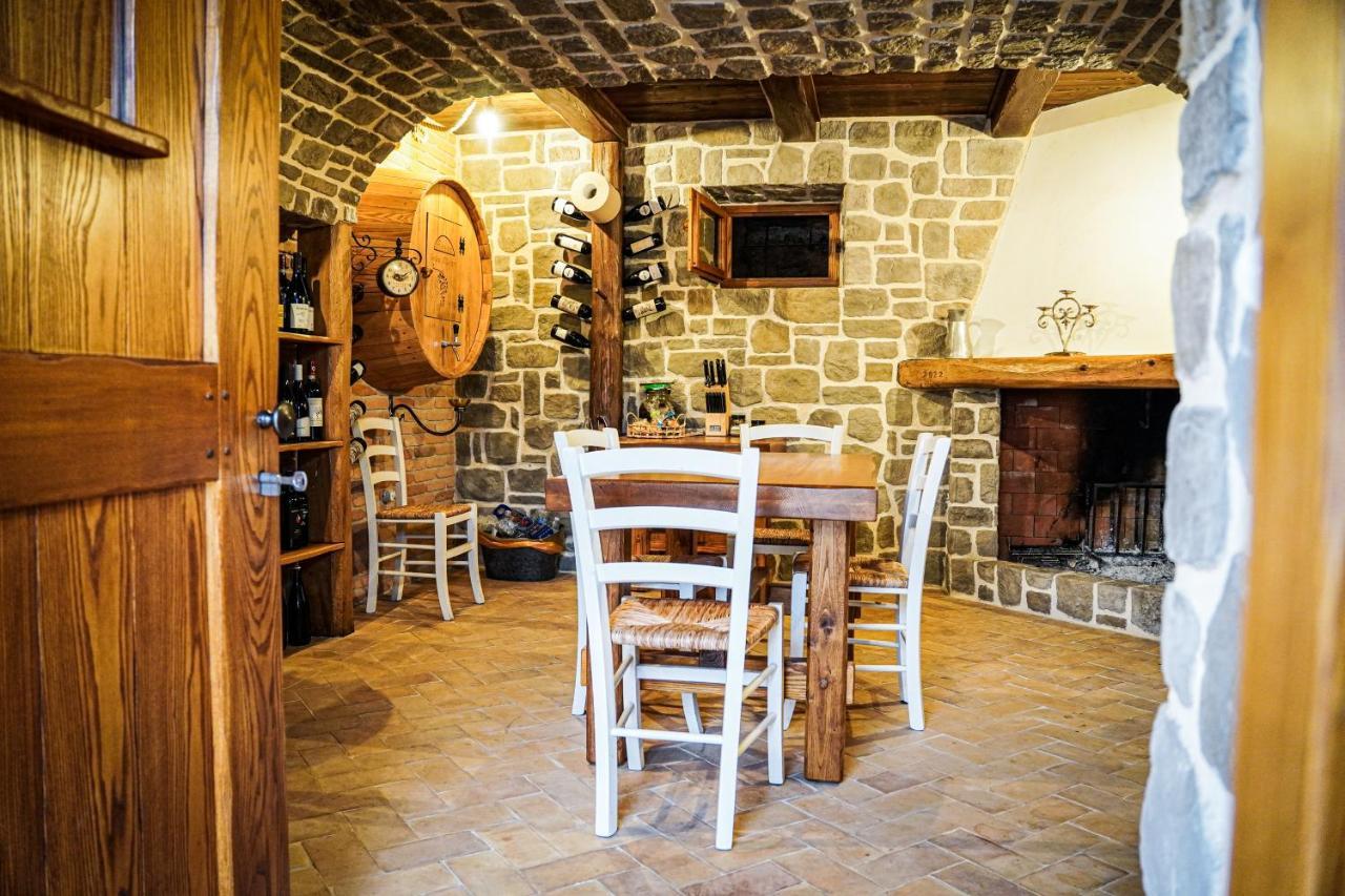 1870 Bed & Breakfast Arpino Bagian luar foto